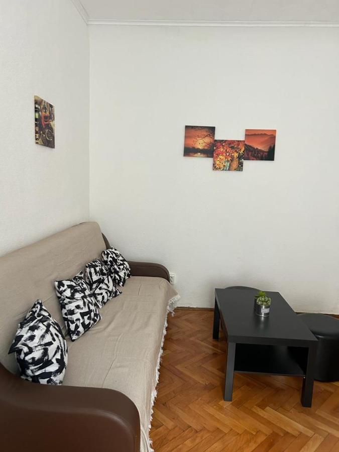Guest House Rusu Μπρασόβ Εξωτερικό φωτογραφία